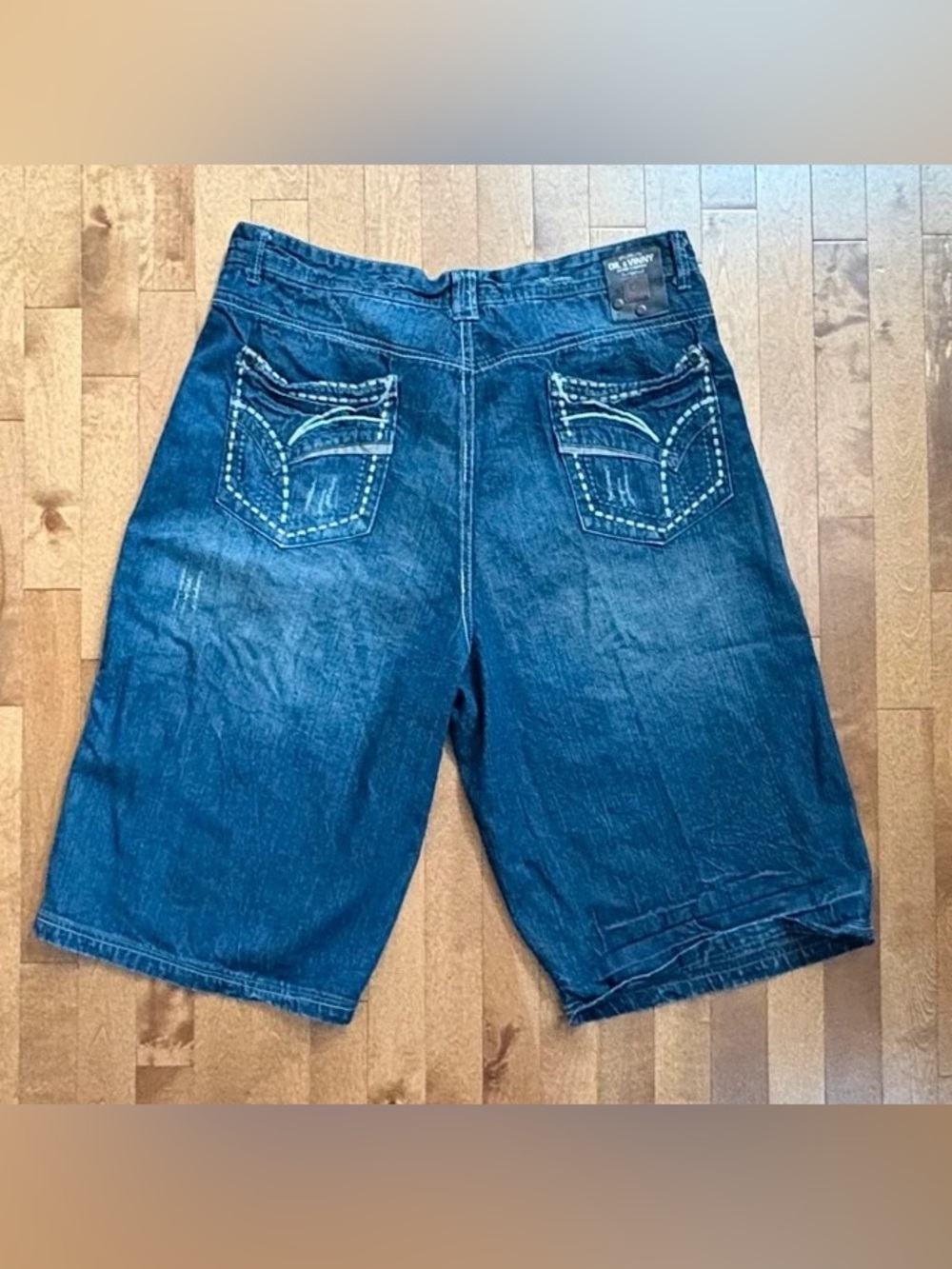 Vintage Paco Jeans / Oil & Vinny Baggy
Denim Jorts - Size 40